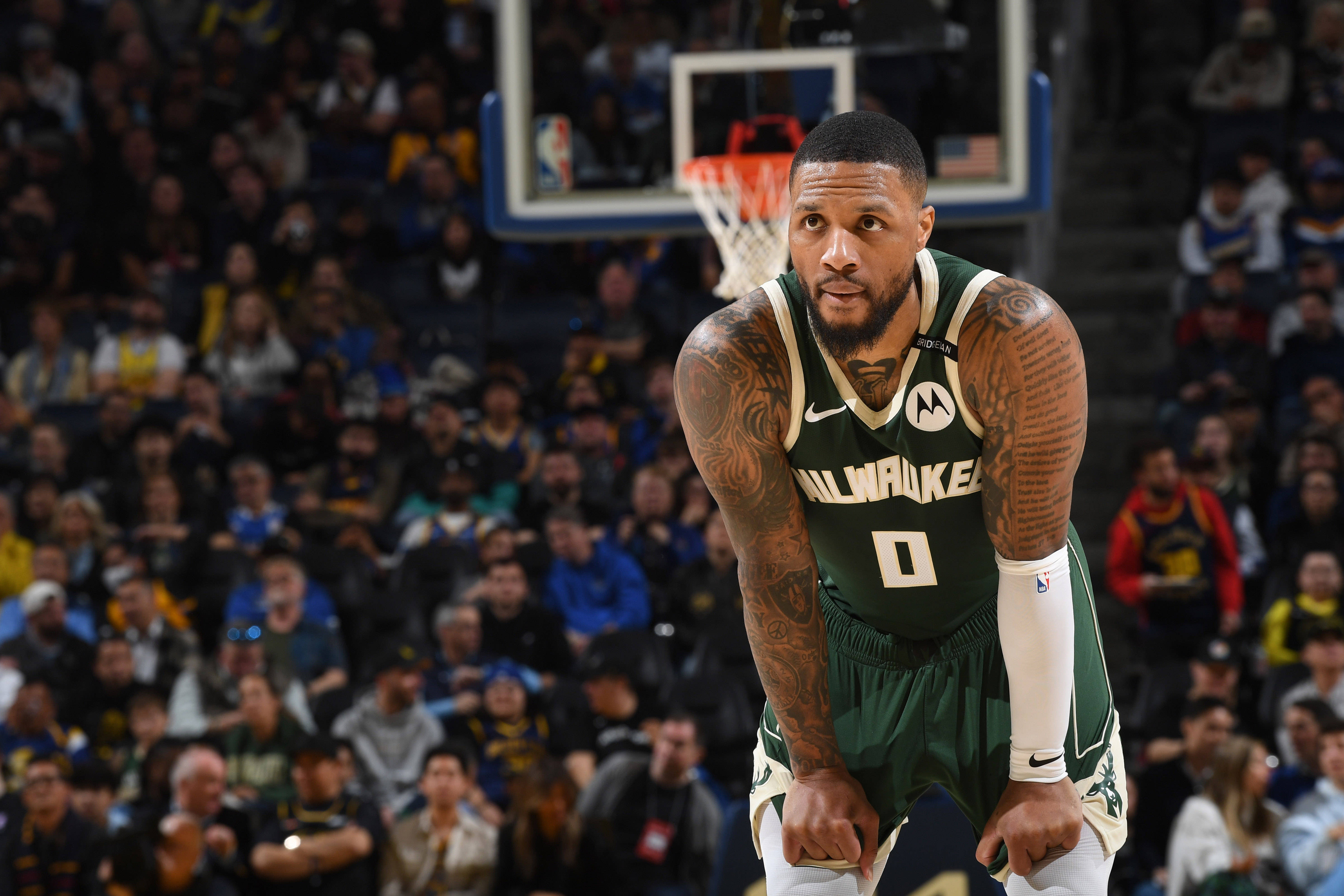 里程碑夜密尔沃基雄鹿外线爆发；NBA总决赛加时末段刷纪录；底气十足；高层口径保持一致的简单介绍